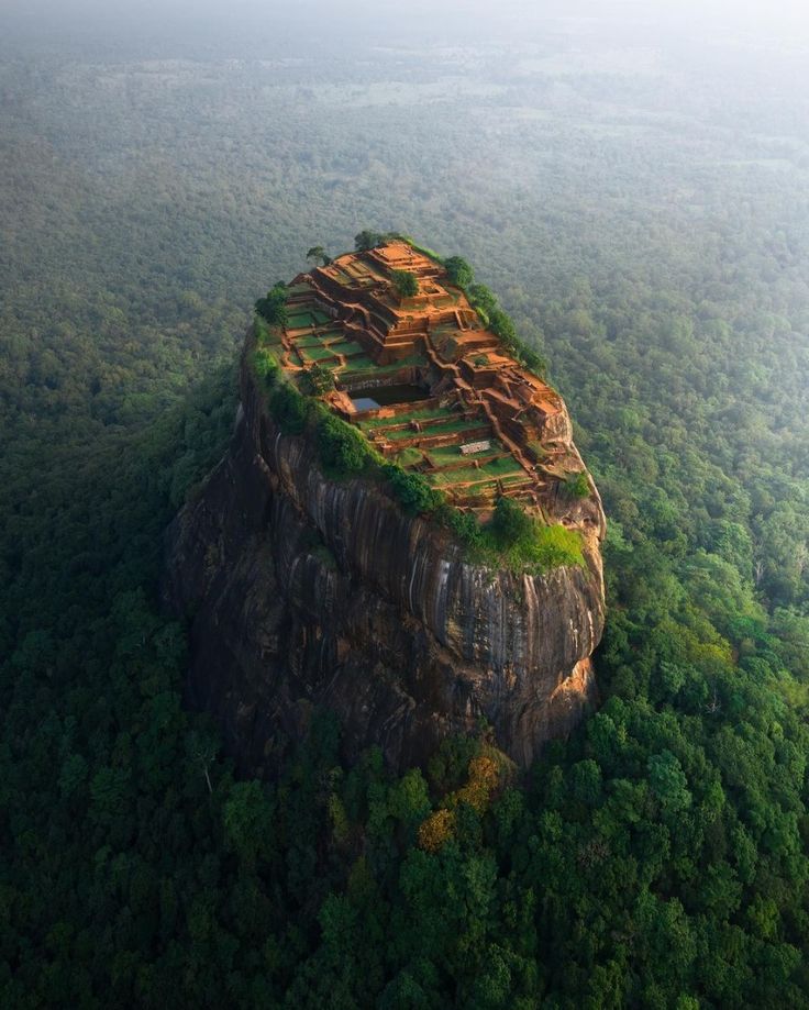 Sigiriya The Palace